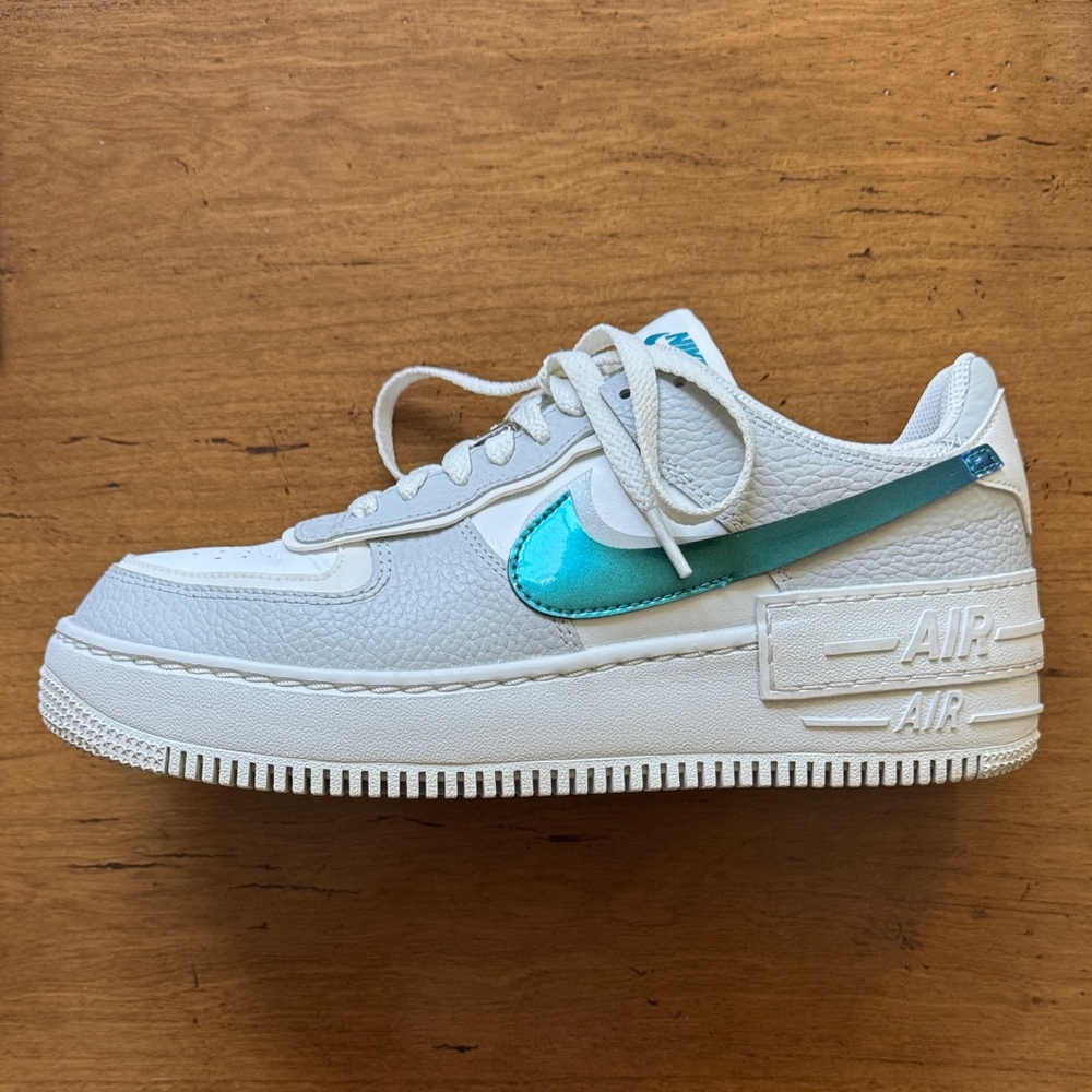 Nike Women’s Air Force 1 Shadow Metallic Teal